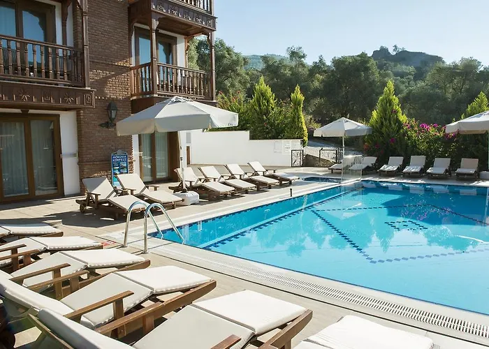 Azmakhan Ξενοδοχείο