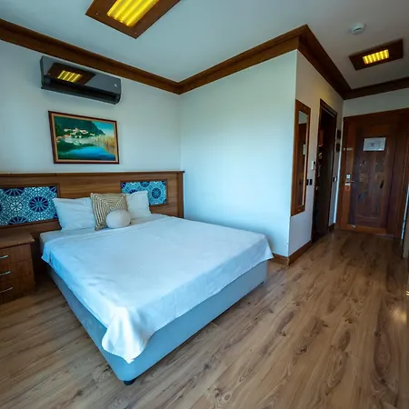 Hotel Azmakhan 3*